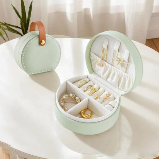 Image de la finition raffinée et du design chic de la boite à bijoux
