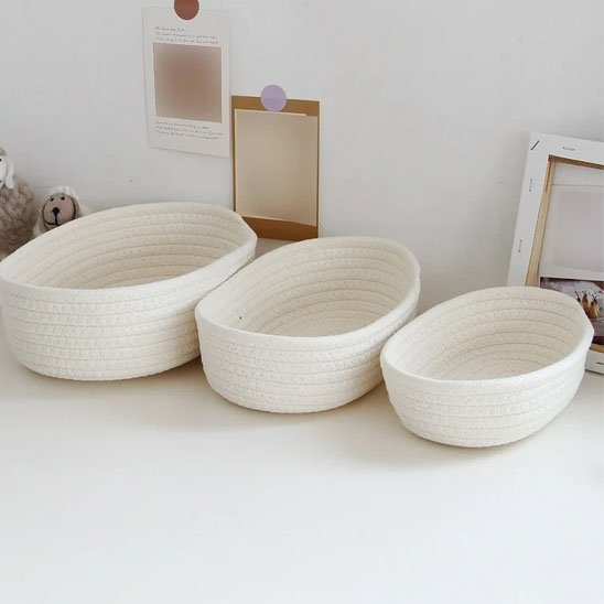 Paniers de rangement parfaits pour organiser cosmétiques, bijoux et accessoires