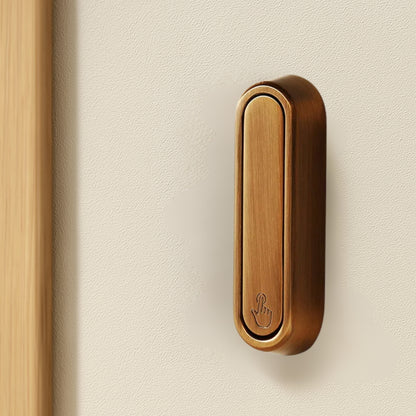 Porte manteau mural cuivré élégant, avec finition satinée, parfait pour une ambiance chaleureuse et sophistiquée.