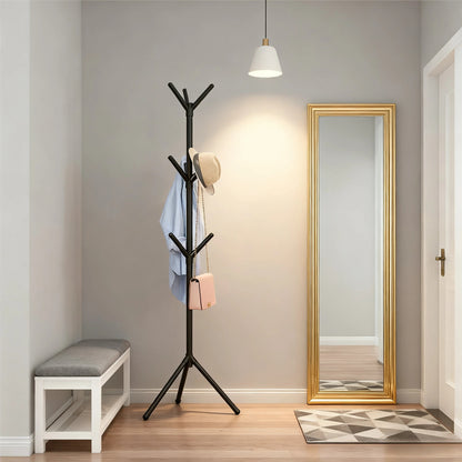 Porte manteau sur pied élégant aux finitions soignées, apportant une touche raffinée et moderne à l’entrée ou à la chambre